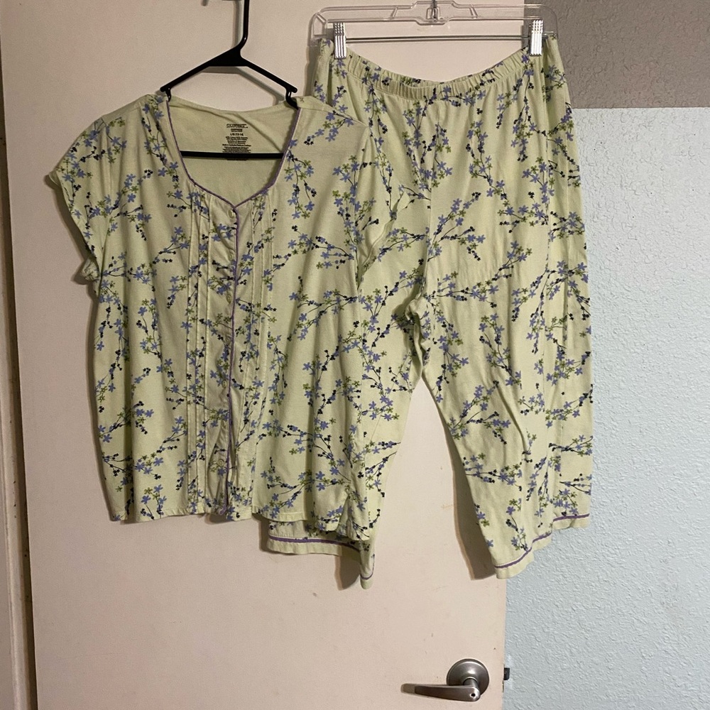 Simply Basic Floral Pajama Set